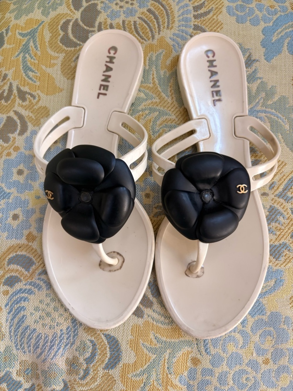 Chanel Jelly Camellia sandals 38